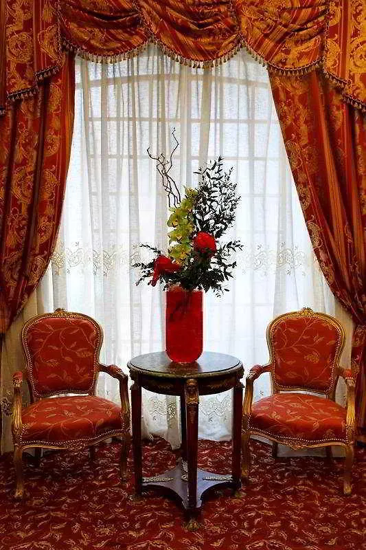 Hotel La Boetie Paris